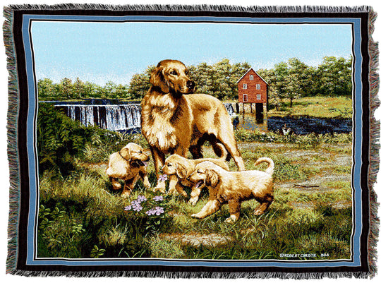 Golden Retriever with Puppies Throw