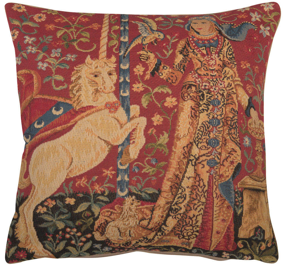 Medieval Taste Small pillow cover woven in Belgium, with a unicorn design in red tones, with a jacquard weave